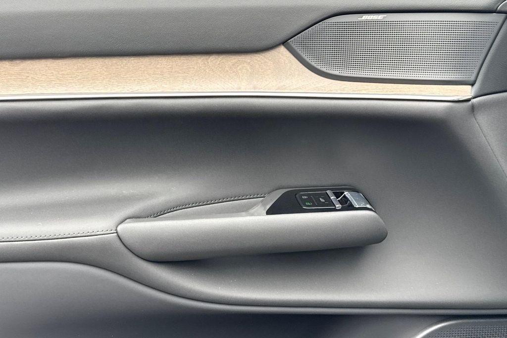 new 2025 Volvo EX90 car, priced at $91,490