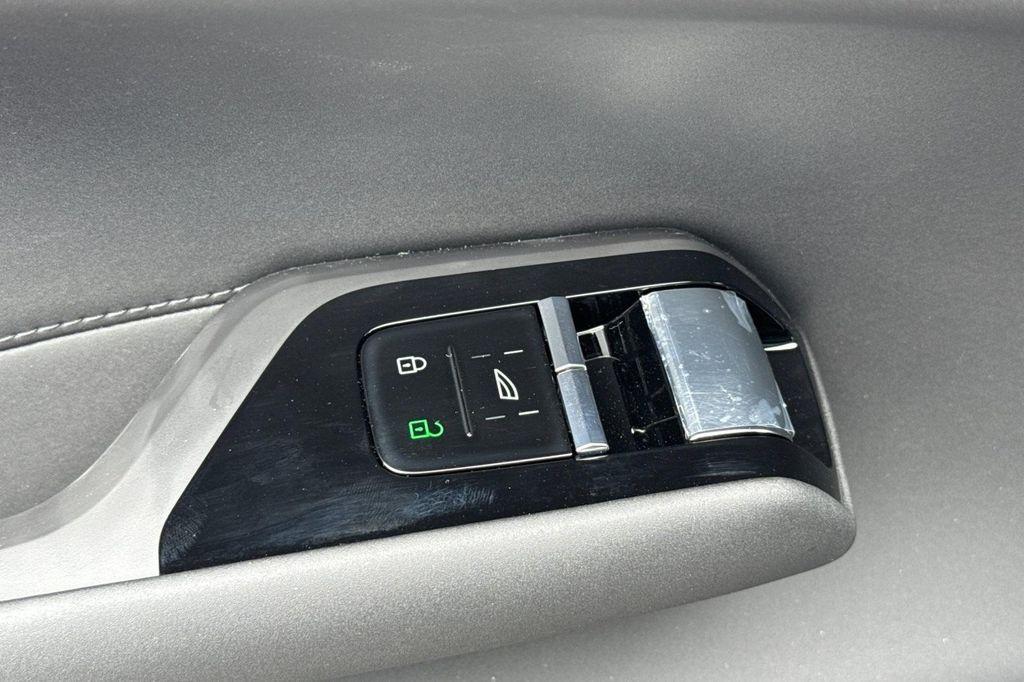 new 2025 Volvo EX90 car, priced at $91,490