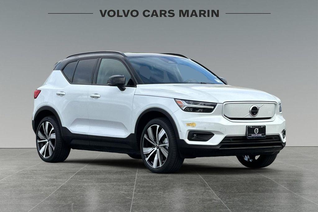 used 2022 Volvo XC40 Recharge Pure Electric car, priced at $34,500