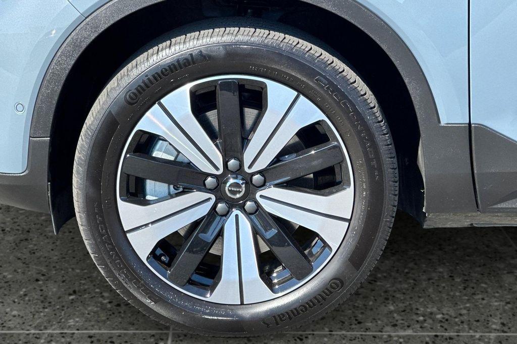 used 2023 Volvo C40 Recharge Pure Electric car, priced at $34,600