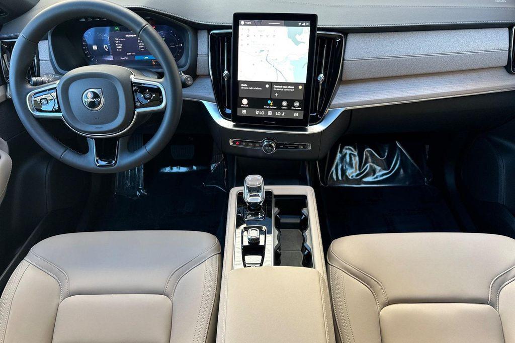 new 2026 Volvo XC90 Plug-In Hybrid car, priced at $81,875