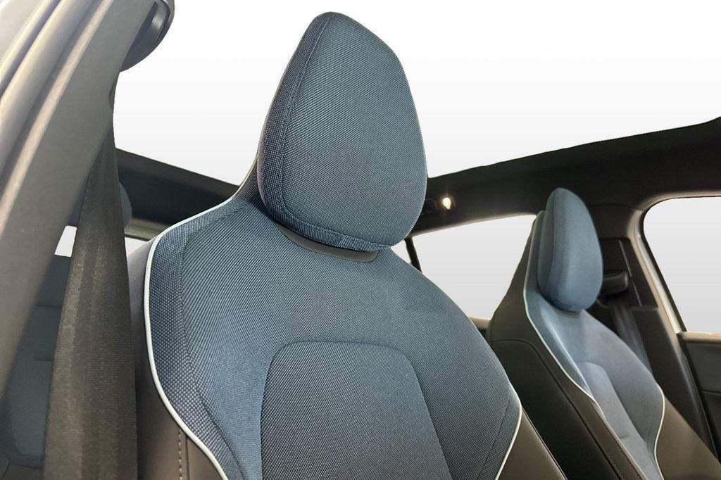 new 2025 Volvo EX30 car, priced at $47,625
