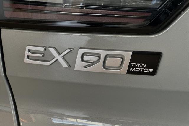 new 2025 Volvo EX90 car, priced at $85,640