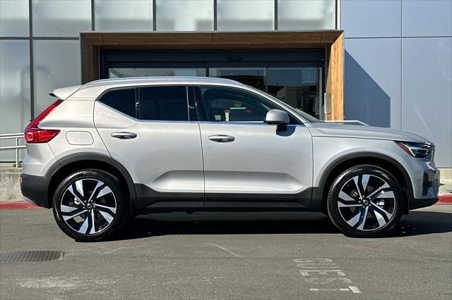 new 2025 Volvo XC40 car, priced at $50,825