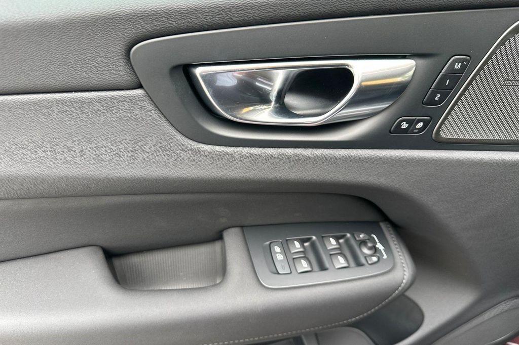 new 2026 Volvo XC60 car, priced at $58,815