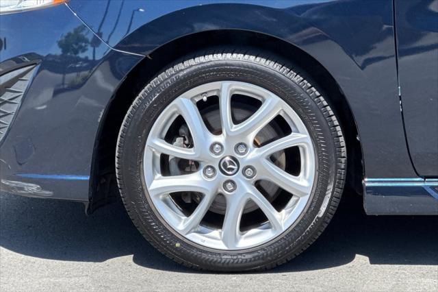 used 2014 Mazda Mazda5 car, priced at $9,900