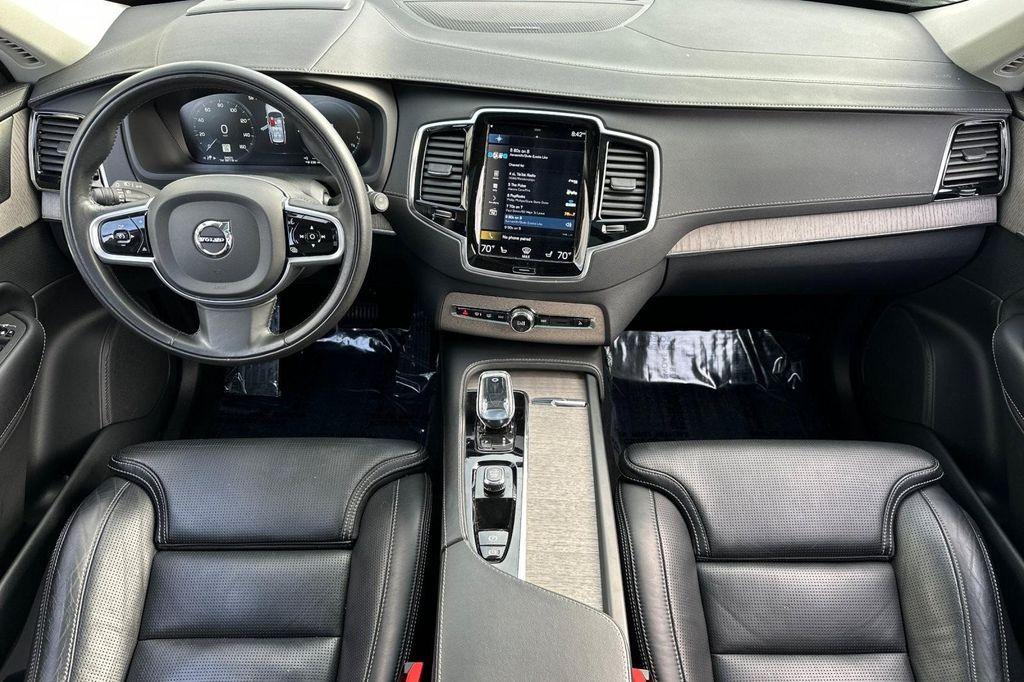 used 2022 Volvo XC90 Recharge Plug-In Hybrid car, priced at $45,000