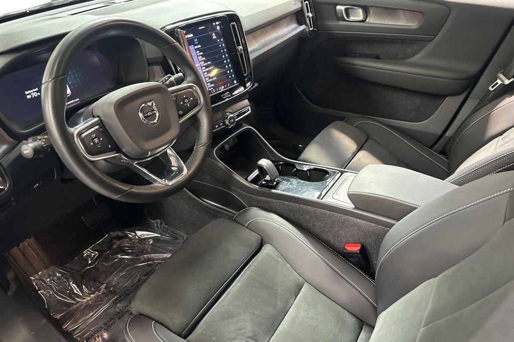 used 2023 Volvo XC40 Recharge Pure Electric car, priced at $31,600