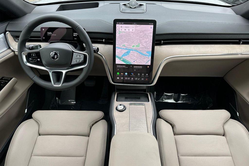 new 2025 Volvo EX90 car, priced at $95,710