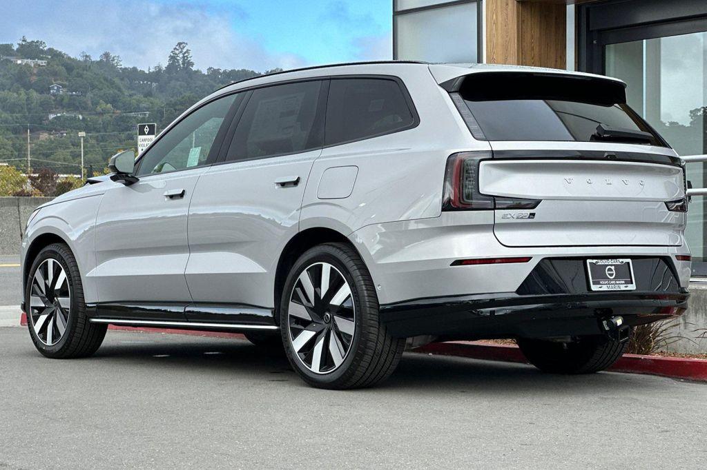 new 2025 Volvo EX90 car, priced at $95,710