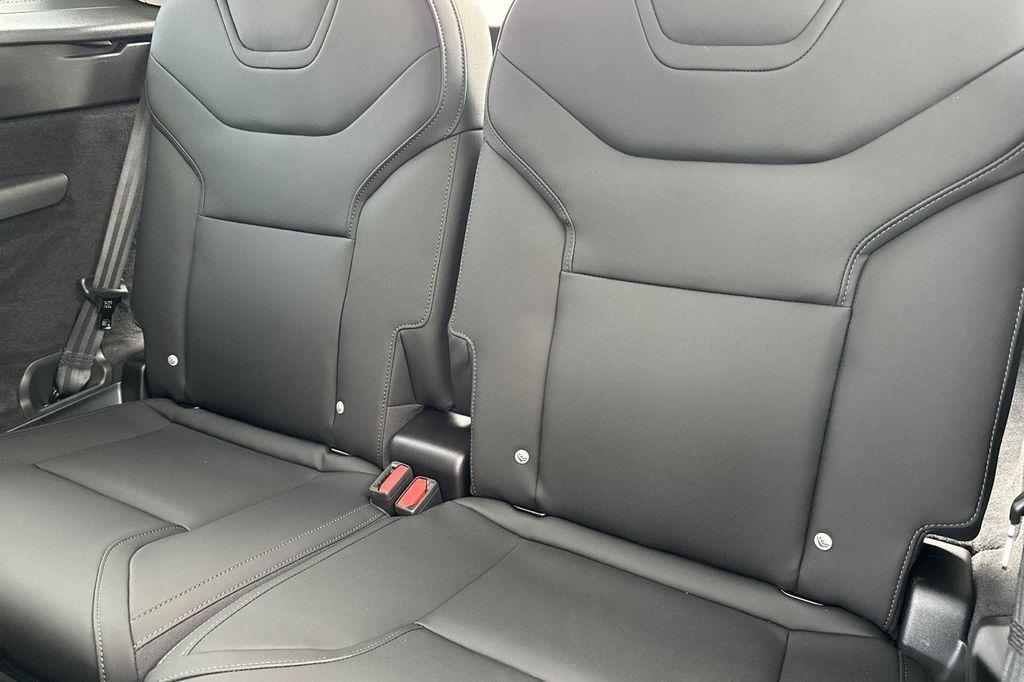 new 2025 Volvo EX90 car