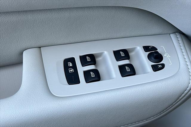 used 2025 Volvo XC60 Plug-In Hybrid car, priced at $71,400