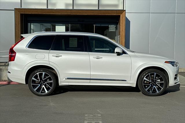 used 2022 Volvo XC90 Recharge Plug-In Hybrid car, priced at $39,300