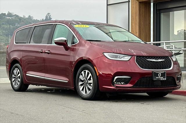 used 2022 Chrysler Pacifica Hybrid car, priced at $34,600