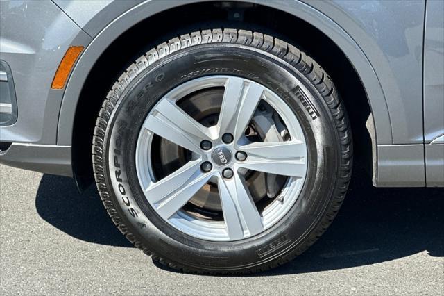 used 2017 Audi Q7 car, priced at $15,600
