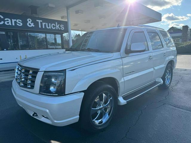 used 2006 Cadillac Escalade car, priced at $6,900