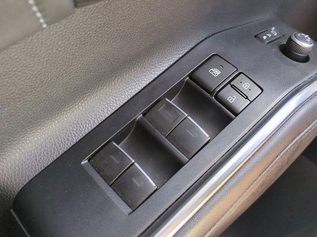 used 2023 Toyota Highlander car, priced at $38,253