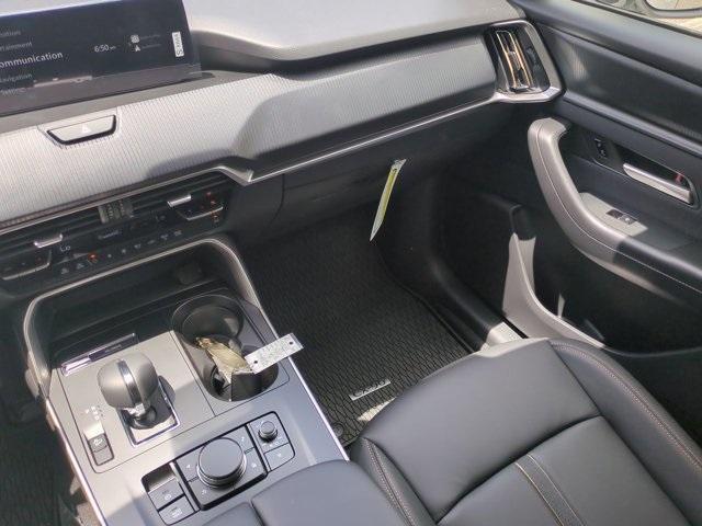 new 2025 Mazda CX-90 car, priced at $37,095
