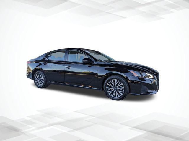 used 2023 Nissan Altima car, priced at $18,597