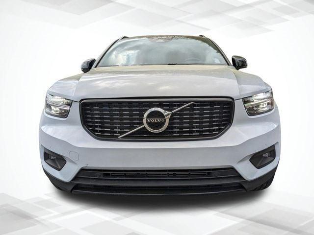 used 2020 Volvo XC40 car, priced at $28,898