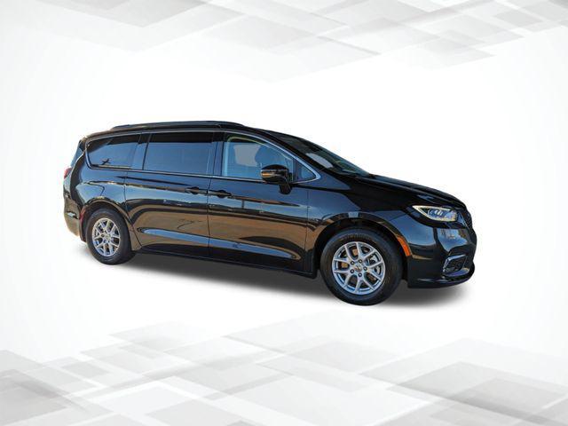 used 2022 Chrysler Pacifica car, priced at $21,387