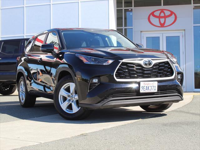 used 2023 Toyota Highlander car, priced at $35,500