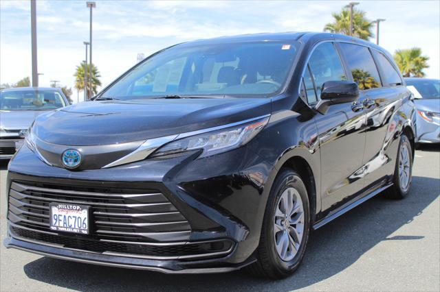 used 2023 Toyota Sienna car, priced at $38,867