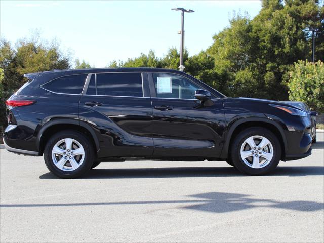 used 2023 Toyota Highlander car, priced at $36,075