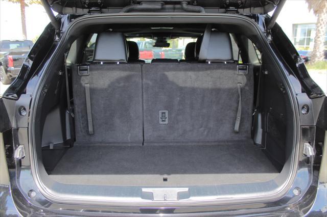 used 2024 Toyota Highlander car, priced at $44,647