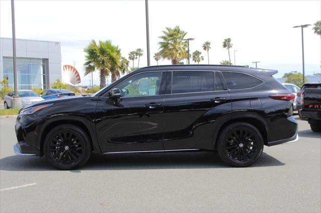 used 2024 Toyota Highlander car, priced at $44,647