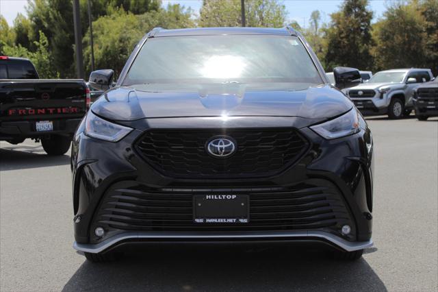 used 2024 Toyota Highlander car, priced at $44,647