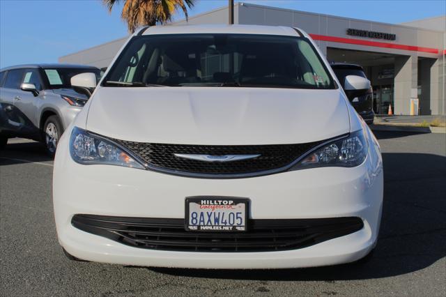 used 2017 Chrysler Pacifica car, priced at $12,800