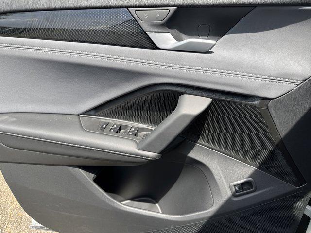 new 2025 Volkswagen Tiguan car, priced at $40,226
