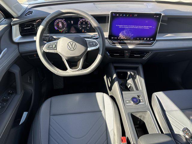 new 2025 Volkswagen Tiguan car, priced at $33,200