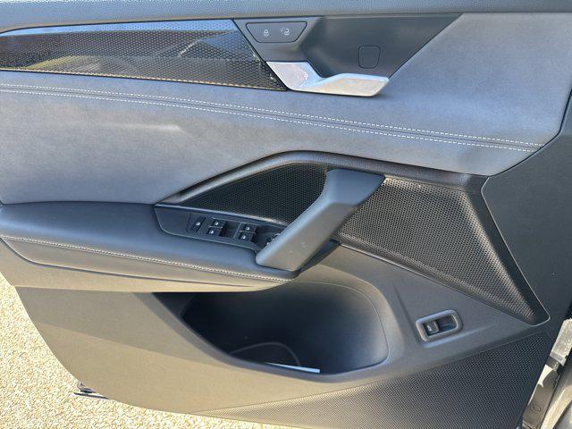 new 2025 Volkswagen Tiguan car, priced at $33,200