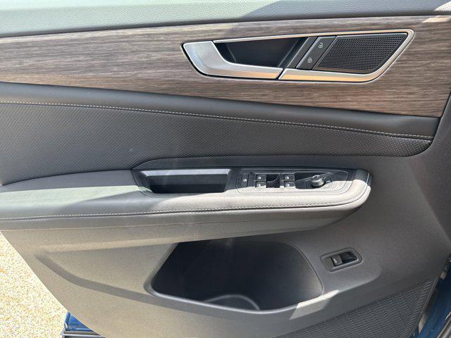 new 2025 Volkswagen Atlas car, priced at $45,985