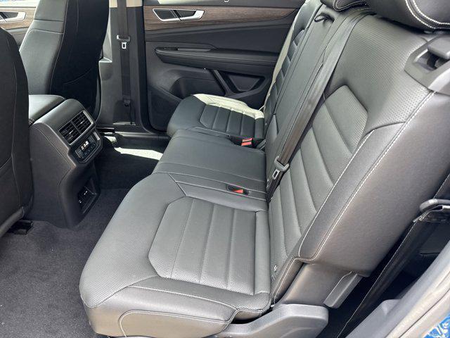 new 2025 Volkswagen Atlas car, priced at $45,985