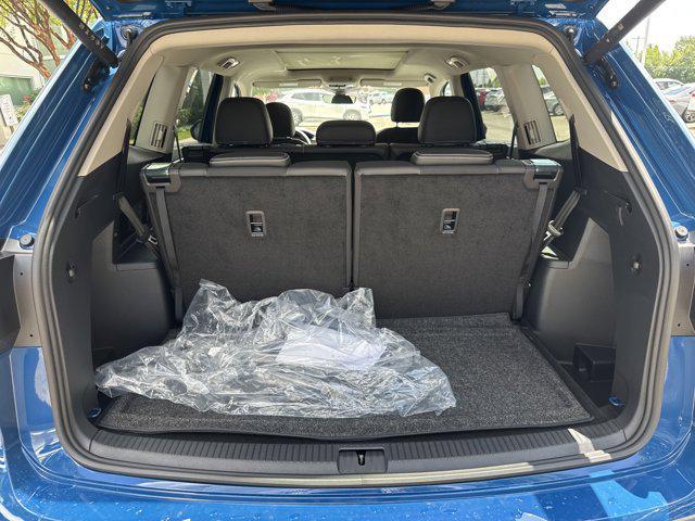 new 2025 Volkswagen Atlas car, priced at $45,985