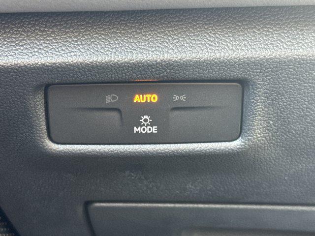 new 2025 Volkswagen Tiguan car, priced at $33,192