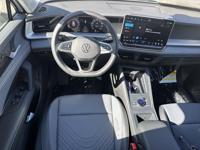 new 2025 Volkswagen Tiguan car, priced at $33,192