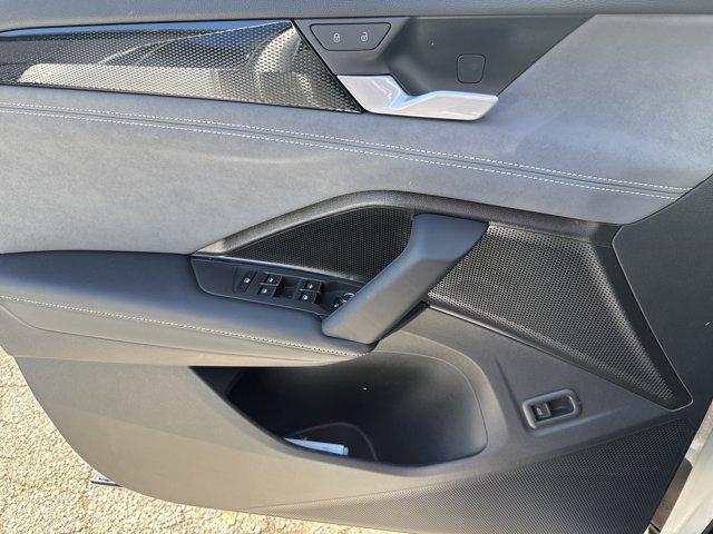 new 2025 Volkswagen Tiguan car, priced at $33,192