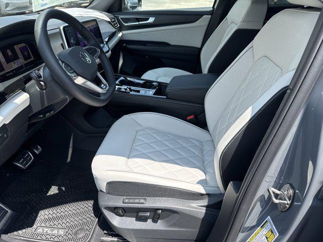 new 2025 Volkswagen Atlas Cross Sport car