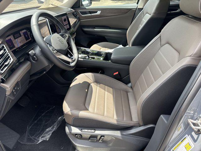 new 2025 Volkswagen Atlas car