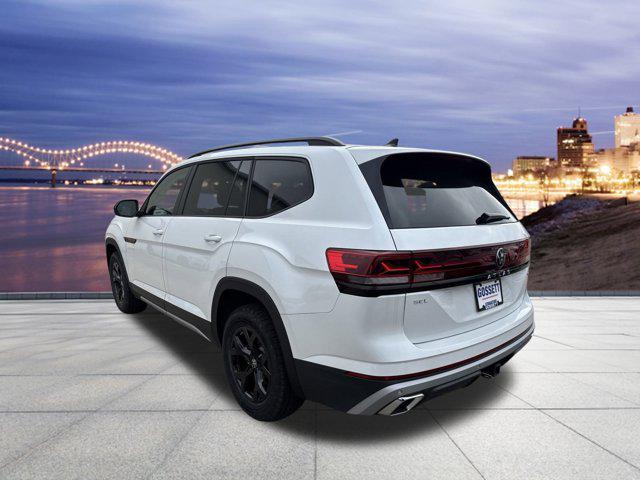 new 2024 Volkswagen Atlas car, priced at $50,931