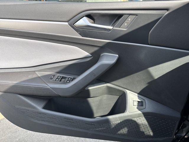 new 2025 Volkswagen Jetta car