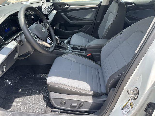 new 2025 Volkswagen Jetta car