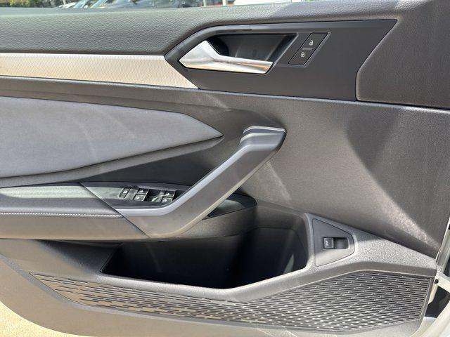 new 2025 Volkswagen Jetta car