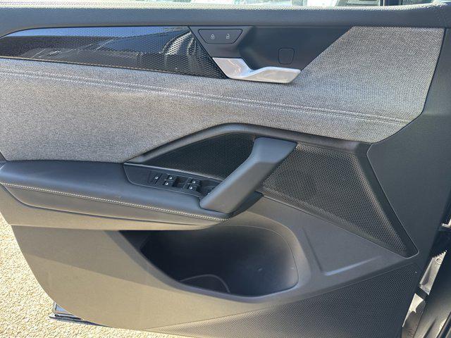 new 2025 Volkswagen Tiguan car, priced at $30,156