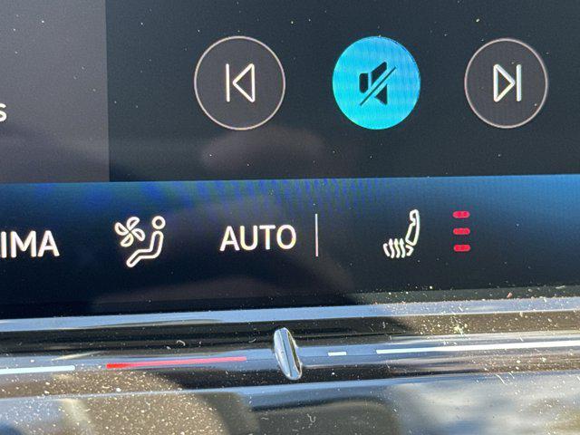 new 2025 Volkswagen Tiguan car, priced at $30,156