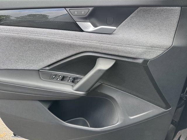 new 2025 Volkswagen Tiguan car, priced at $30,414